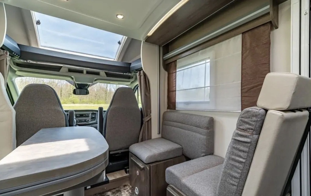 Automatique - Chausson 720﻿ - 18