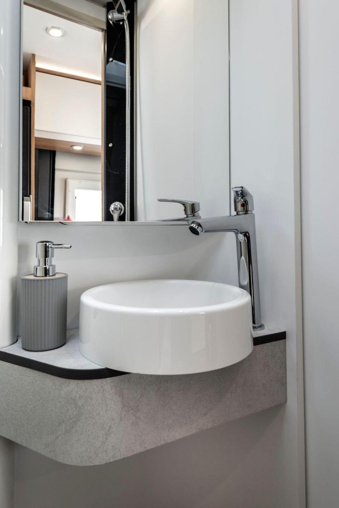 NEW 2026 Giottivan 64G